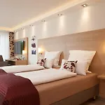 فندق Alemannenhof 3*